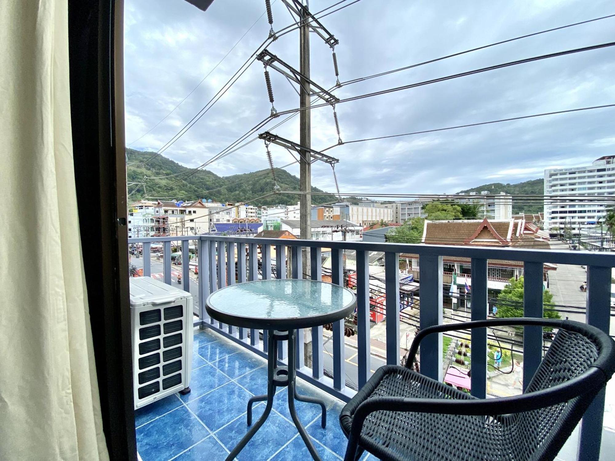 Mini Thai Guesthouse Patong Exterior foto