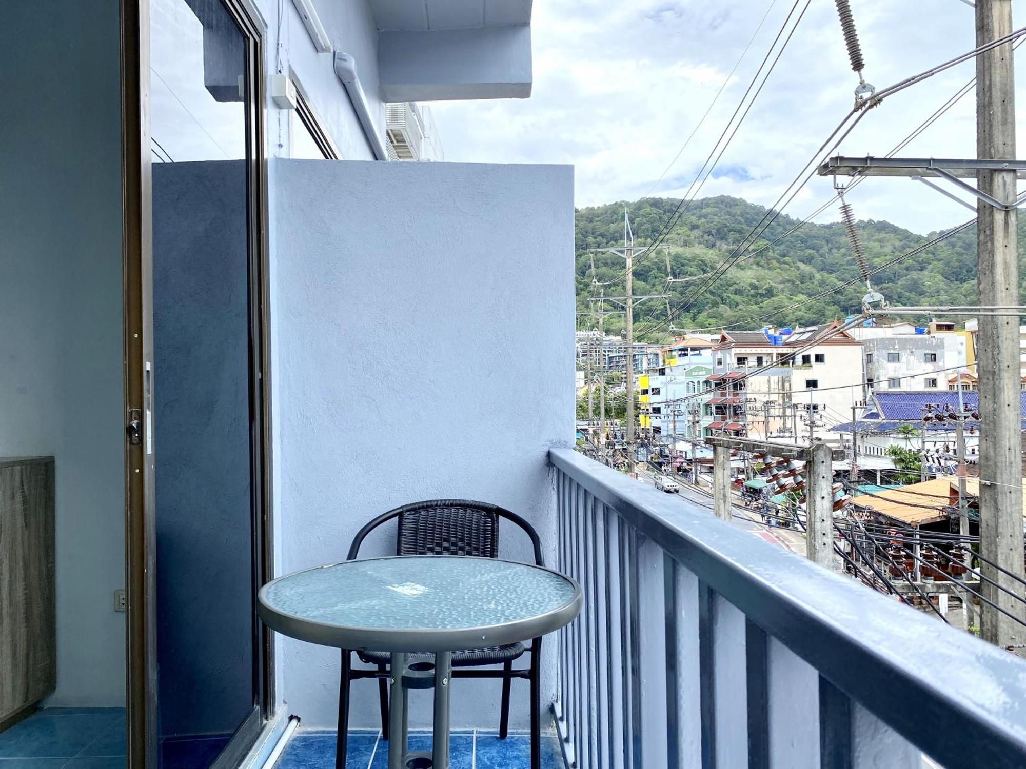 Mini Thai Guesthouse Patong Exterior foto