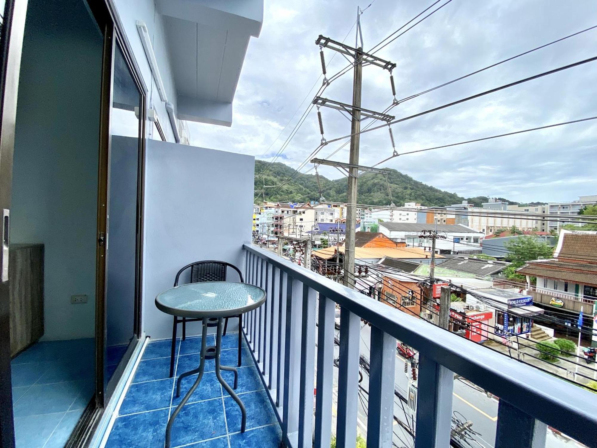 Mini Thai Guesthouse Patong Exterior foto