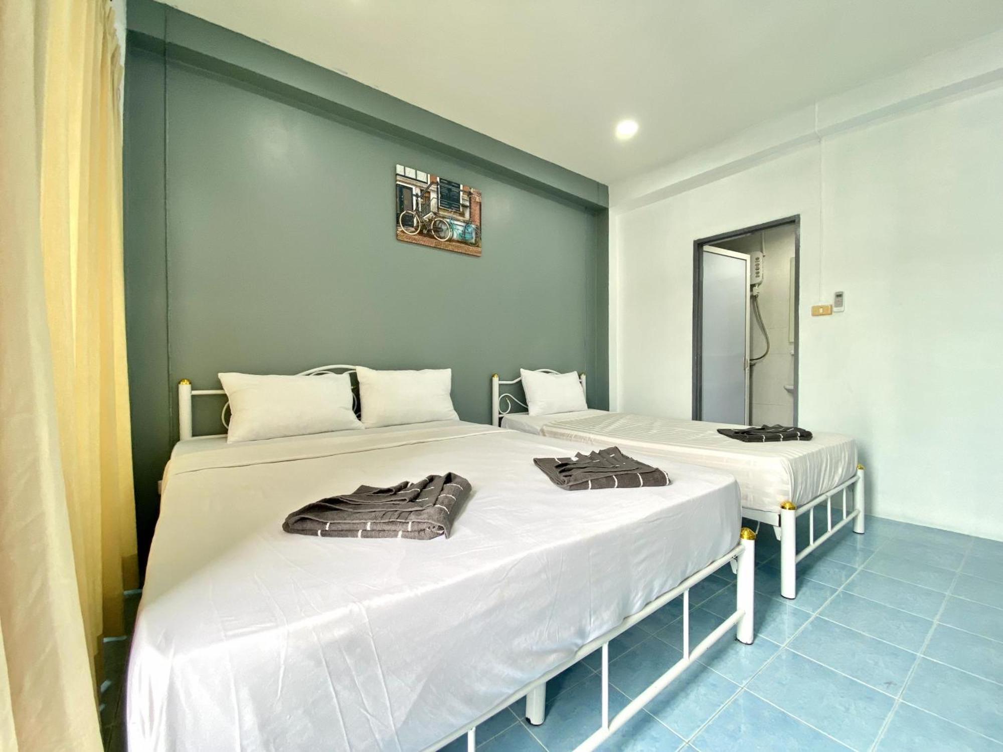 Mini Thai Guesthouse Patong Exterior foto